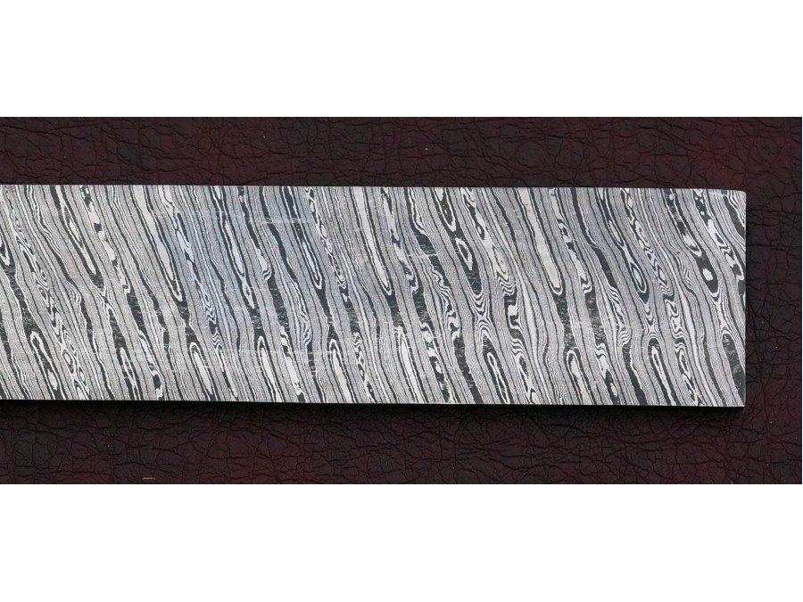 Damascus Steel Custom Handmade Twisted pattern ...BAR Damascus Steel Custom Handmade Twisted pattern ...BAR