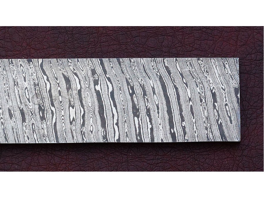 Damascus Steel Custom Handmade Twisted pattern ...BAR Damascus Steel Custom Handmade Twisted pattern ...BAR