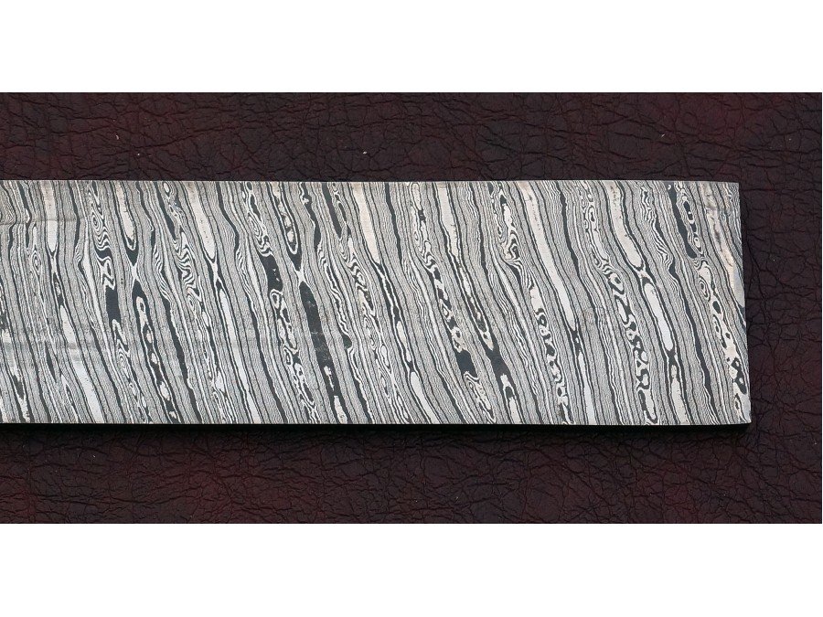 Damascus Steel Custom Handmade Twisted pattern ...BAR Damascus Steel Custom Handmade Twisted pattern ...BAR
