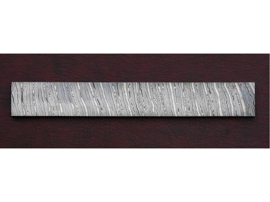 Damascus Steel Custom Handmade Twisted pattern ...BAR