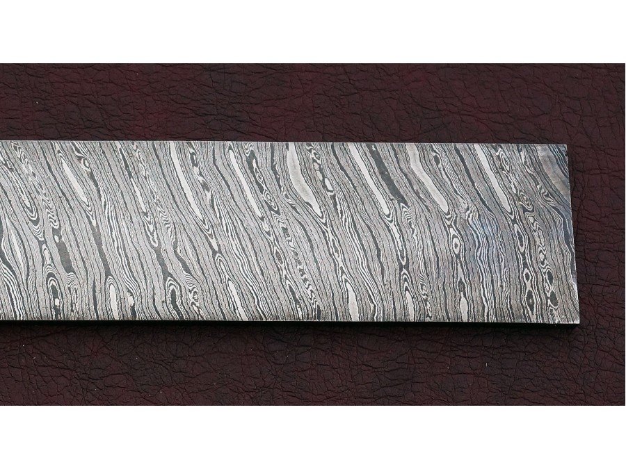 Damascus Steel Custom Handmade Twisted pattern ...BAR