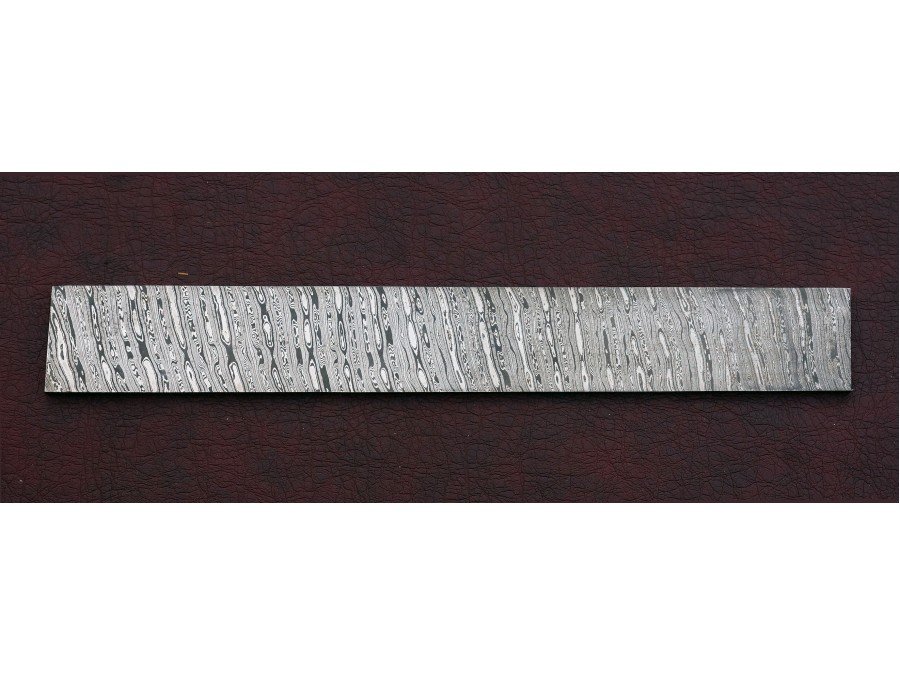 Damascus Steel Custom Handmade Twisted pattern ...BAR