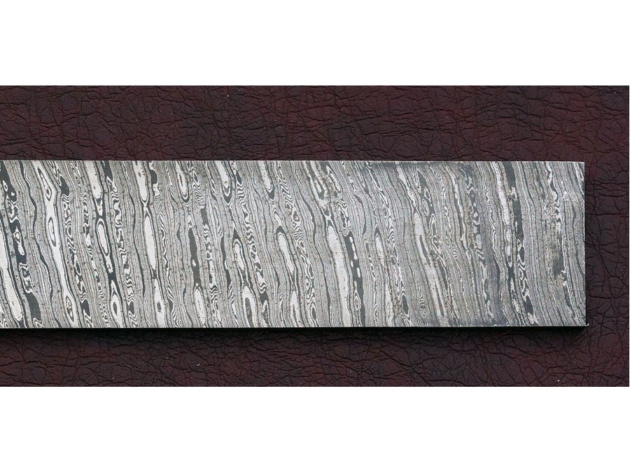 Damascus Steel Custom Handmade Twisted pattern ...BAR