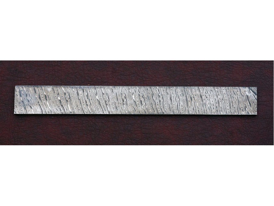 Damascus Steel Custom Handmade Twisted pattern ...BAR Damascus Steel Custom Handmade Twisted pattern ...BAR