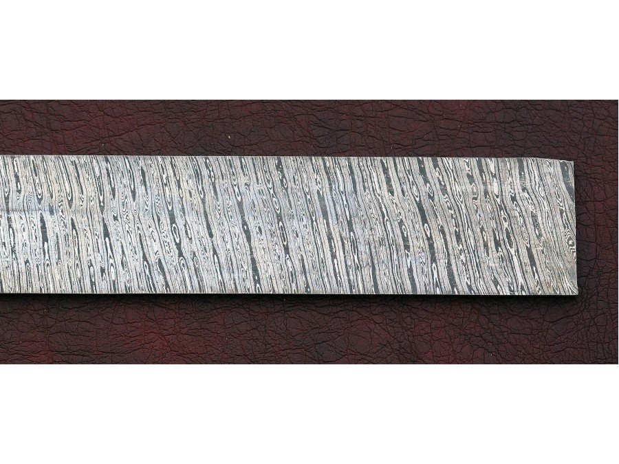 Damascus Steel Custom Handmade Twisted pattern ...BAR Damascus Steel Custom Handmade Twisted pattern ...BAR