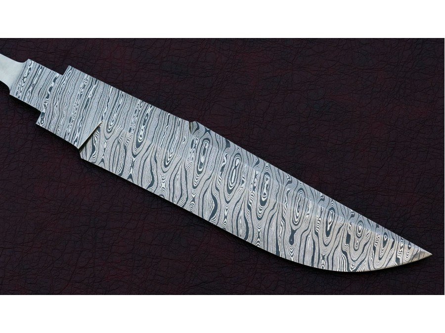 Custom Handmade Twisted Pattern Damascus Steel Bowie Knife Blade Blank Custom Handmade Twisted Pattern Damascus Steel Bowie Knife Blade Blank