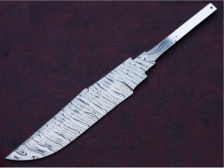 Custom Handmade Twisted Pattern Damascus Steel Bowie Knife Blade Blank Custom Handmade Twisted Pattern Damascus Steel Bowie Knife Blade Blank