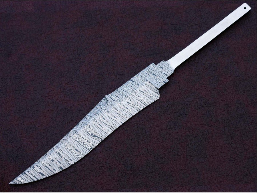 Custom Handmade Twisted Pattern Damascus Steel Bowie Knife Blade Blank Custom Handmade Twisted Pattern Damascus Steel Bowie Knife Blade Blank