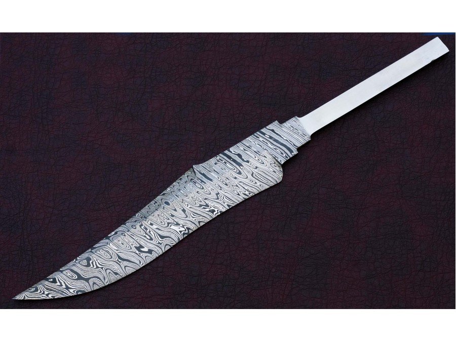 Custom Handmade Twisted Pattern Damascus Steel Bowie Knife Blade Blank Custom Handmade Twisted Pattern Damascus Steel Bowie Knife Blade Blank