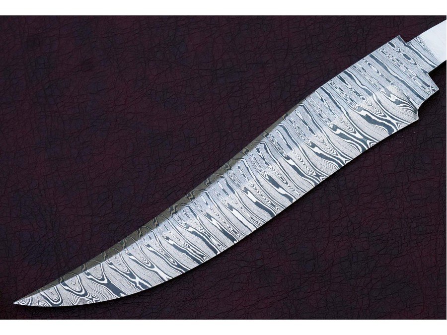 Custom Handmade Twisted Pattern Damascus Steel Bowie Knife Blade Blank Custom Handmade Twisted Pattern Damascus Steel Bowie Knife Blade Blank