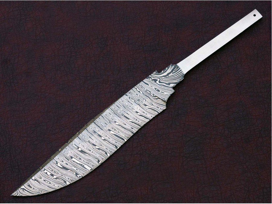 Custom Handmade Twisted Pattern Damascus Steel Bowie Knife Blade Blank Custom Handmade Twisted Pattern Damascus Steel Bowie Knife Blade Blank