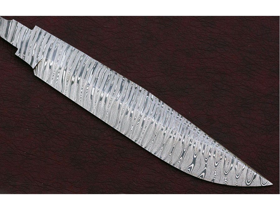 Custom Handmade Twisted Pattern Damascus Steel Bowie Knife Blade Blank Custom Handmade Twisted Pattern Damascus Steel Bowie Knife Blade Blank