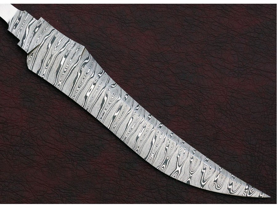 Custom Handmade Twisted Pattern Damascus Steel Bowie Knife Blade Blank Custom Handmade Twisted Pattern Damascus Steel Bowie Knife Blade Blank