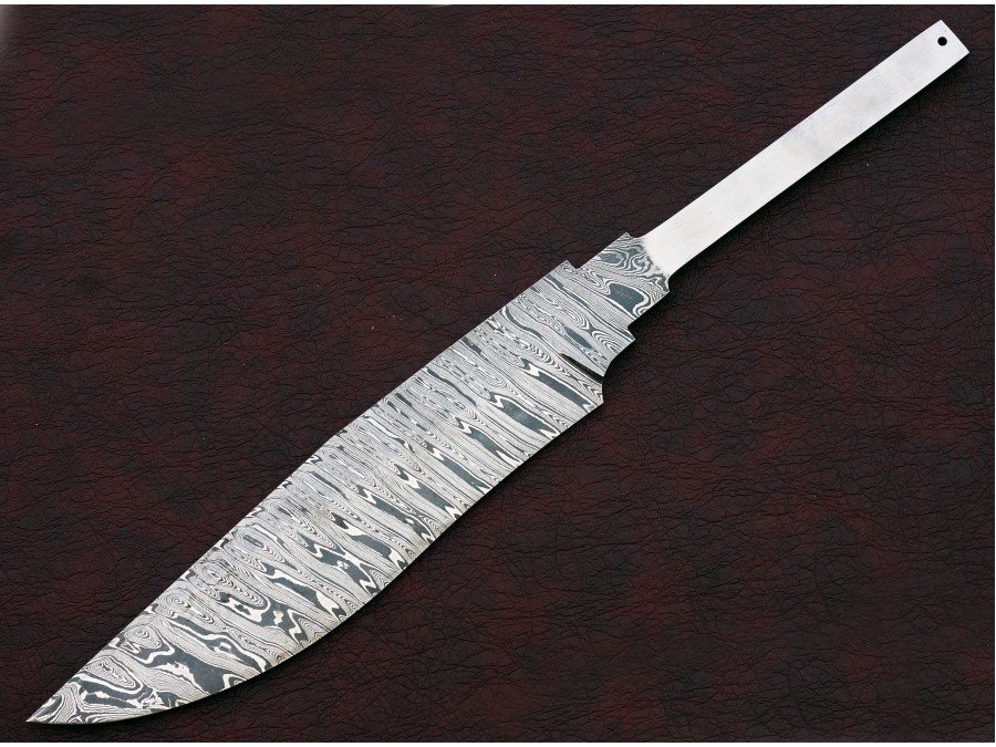 Custom Handmade Twisted Pattern Damascus Steel Bowie Knife Blade Blank Custom Handmade Twisted Pattern Damascus Steel Bowie Knife Blade Blank