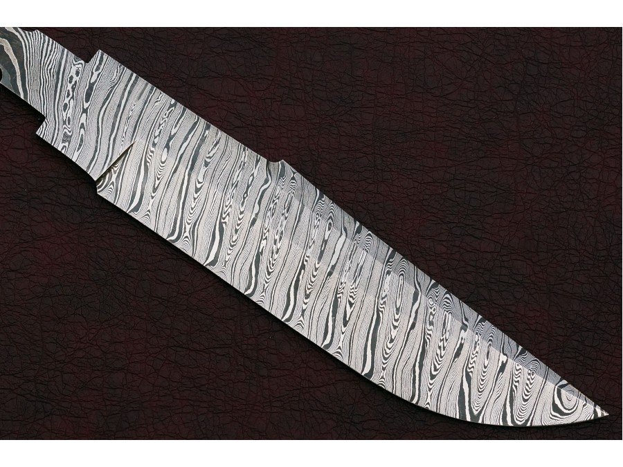 Custom Handmade Twisted Pattern Damascus Steel Bowie Knife Blade Blank Custom Handmade Twisted Pattern Damascus Steel Bowie Knife Blade Blank
