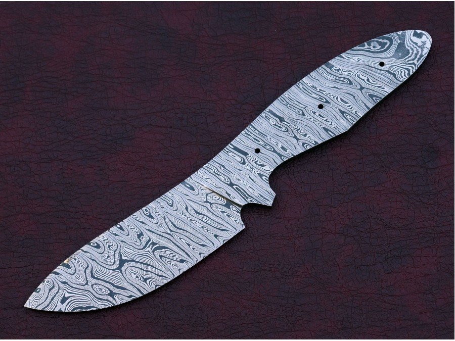 Custom Made Damascus Steel Hunting Knives Blade Blank Custom Made Damascus Steel Hunting Knives Blade Blank