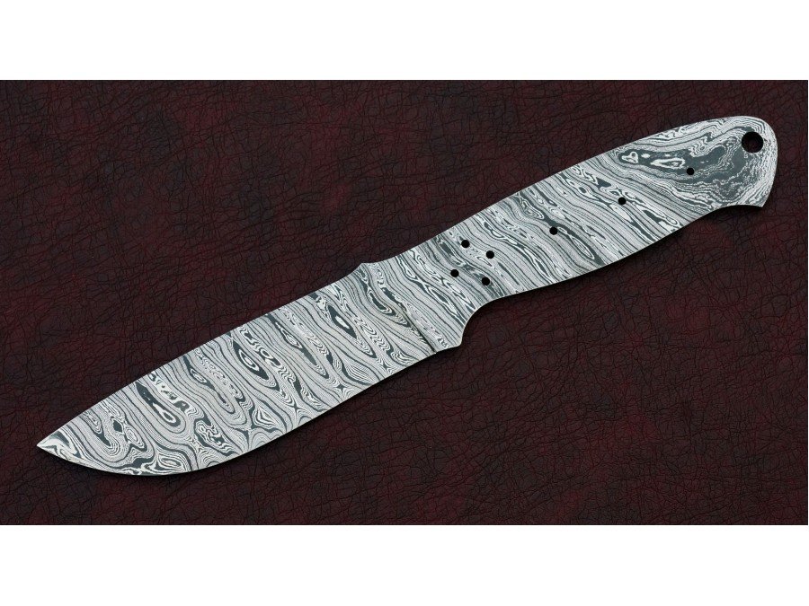 Custom Made Damascus Steel Hunting Knives Blade Blank Custom Made Damascus Steel Hunting Knives Blade Blank