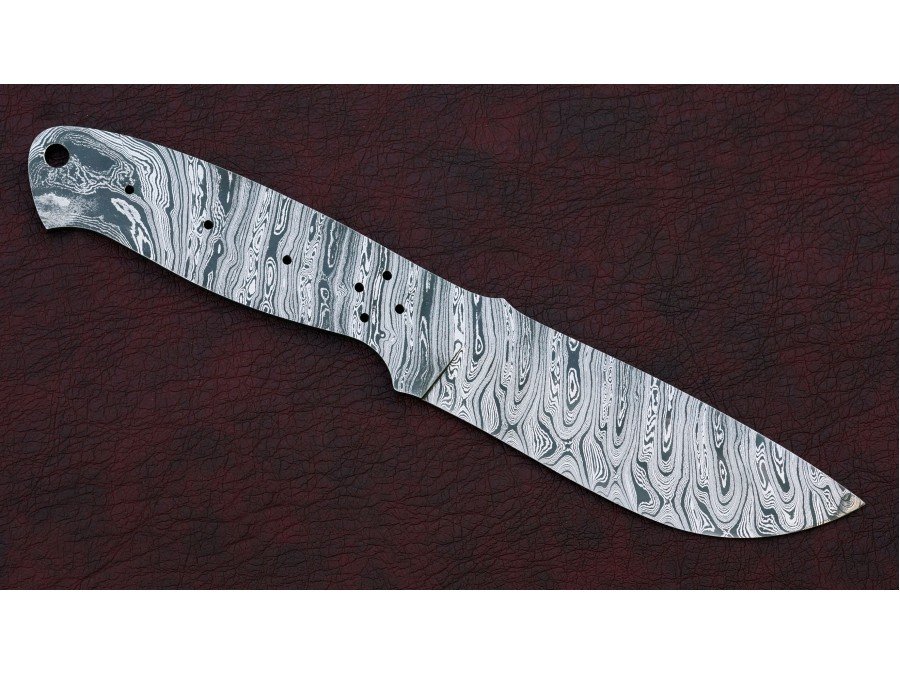 Custom Made Damascus Steel Hunting Knives Blade Blank Custom Made Damascus Steel Hunting Knives Blade Blank