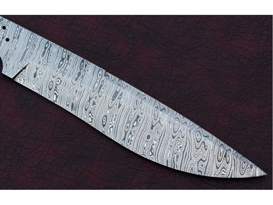 Custom Made Damascus Steel Hunting Knives Blade Blank Custom Made Damascus Steel Hunting Knives Blade Blank