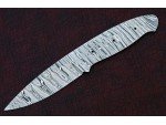 Custom Made Damascus Steel Hunting Knives Blade Blank Custom Made Damascus Steel Hunting Knives Blade Blank