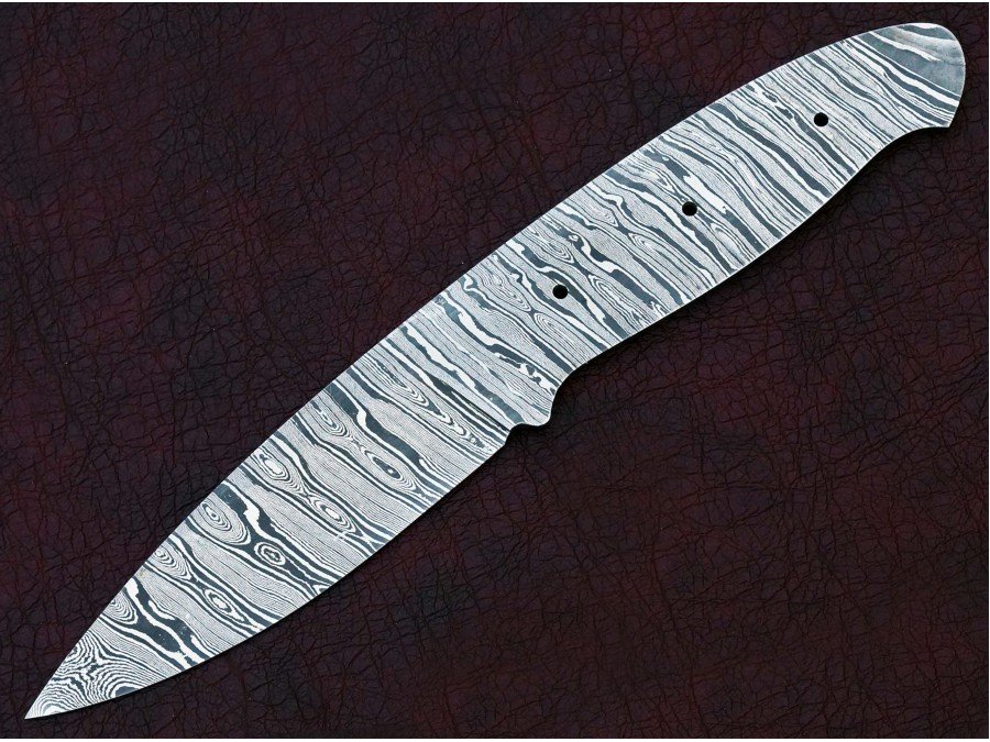 Custom Made Damascus Steel Hunting Knives Blade Blank Custom Made Damascus Steel Hunting Knives Blade Blank