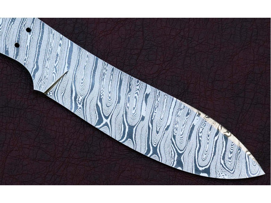 Custom Made Damascus Steel Hunting Knives Blade Blank Custom Made Damascus Steel Hunting Knives Blade Blank
