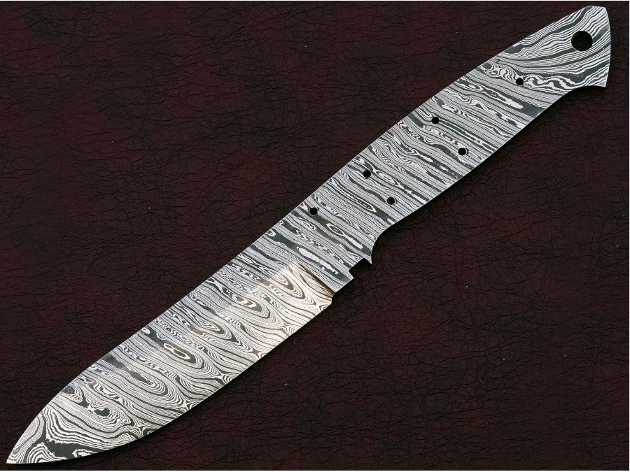 Custom Made Damascus Steel Hunting Knives Blade Blank