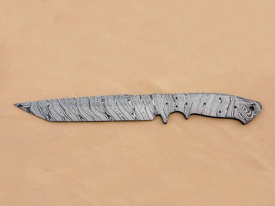Custom made Damascus Steel Modified Sub Hilt Fighter Bowie Knife Blade Blank Custom made Damascus Steel Modified Sub Hilt Fighter Bowie Knife Blade Blank