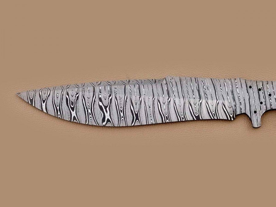 Custom made Damascus Steel Sub Hilt Recurve Bowie Knife Blade Blank Custom made Damascus Steel Sub Hilt Recurve Bowie Knife Blade Blank