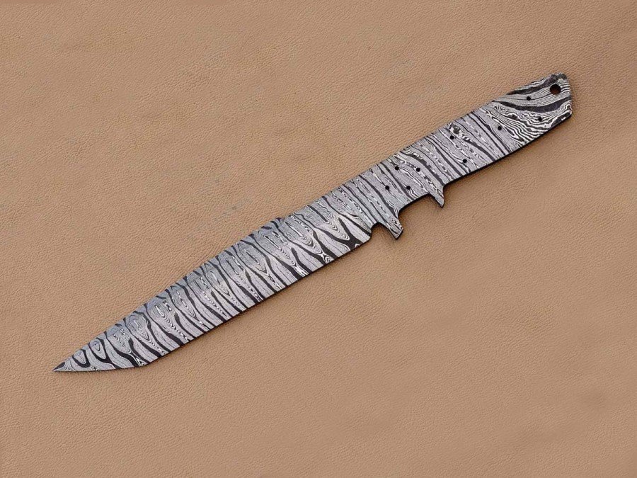 Custom made Damascus Steel Sub Hilt Fighter Bowie Knife Blade Blank Custom made Damascus Steel Sub Hilt Fighter Bowie Knife Blade Blank