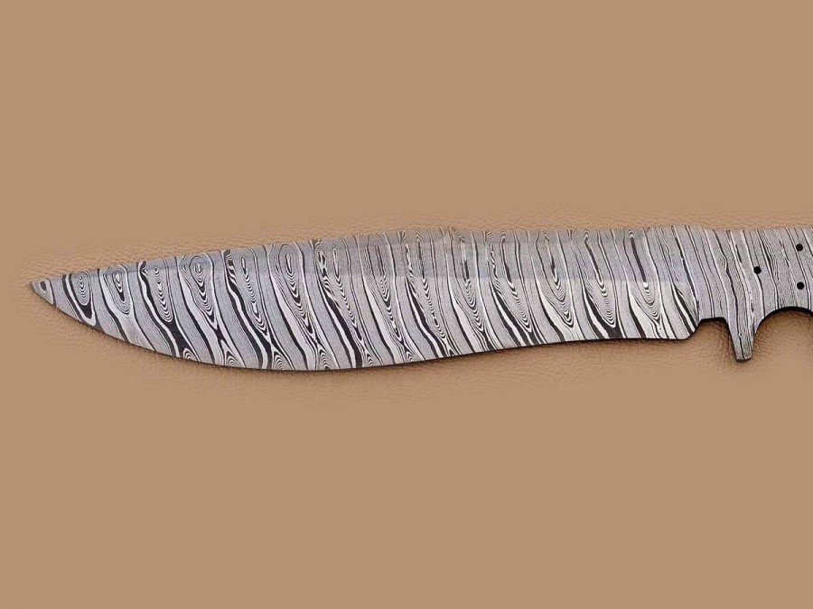 Custom made Damascus Steel Sub Hilt Fighter Bowie Knife Blade Blank Custom made Damascus Steel Sub Hilt Fighter Bowie Knife Blade Blank