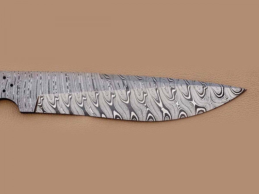 Custom made Damascus Steel Sub Hilt Fighter Bowie Knife Blade Blank Custom made Damascus Steel Sub Hilt Fighter Bowie Knife Blade Blank