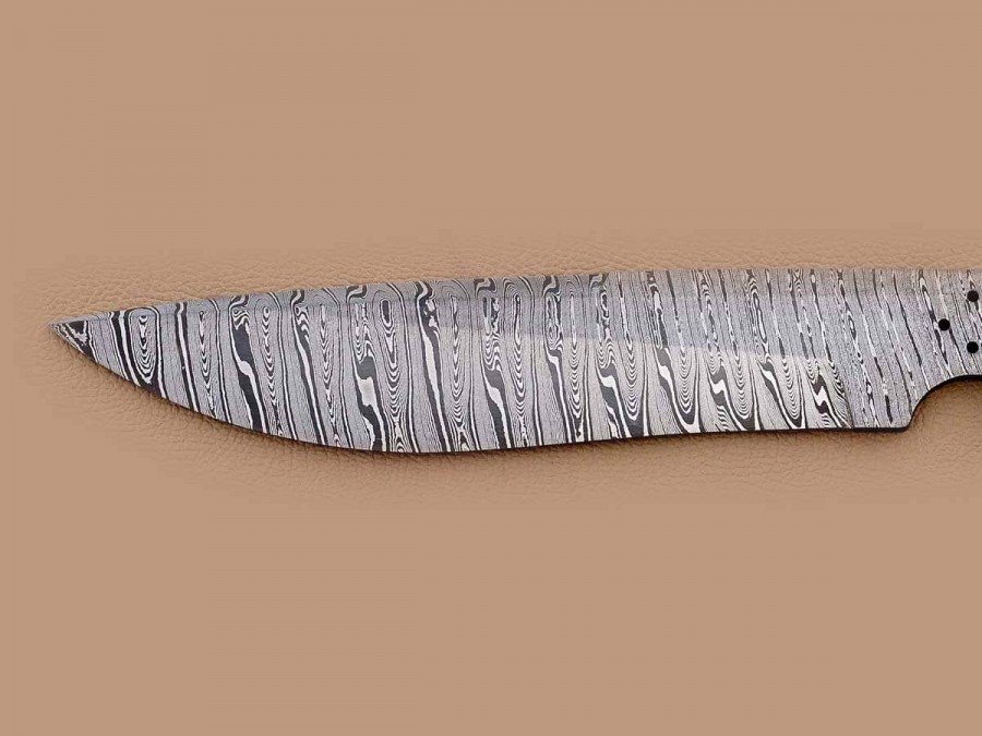 Custom made Damascus Steel Sub Hilt Fighter Bowie Knife Blade Blank Custom made Damascus Steel Sub Hilt Fighter Bowie Knife Blade Blank