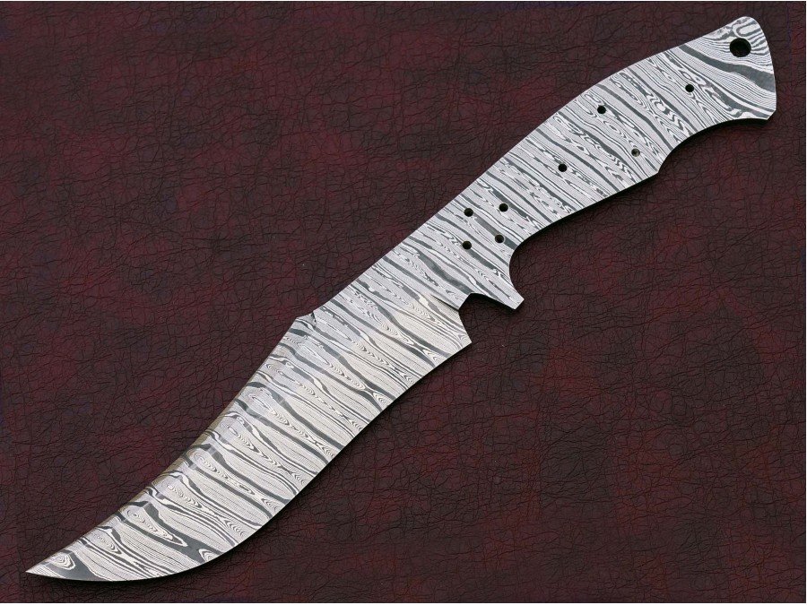 Custom Made Damascus Steel Tactical BOWIE Knife Blade Blank Custom Made Damascus Steel Tactical BOWIE Knife Blade Blank