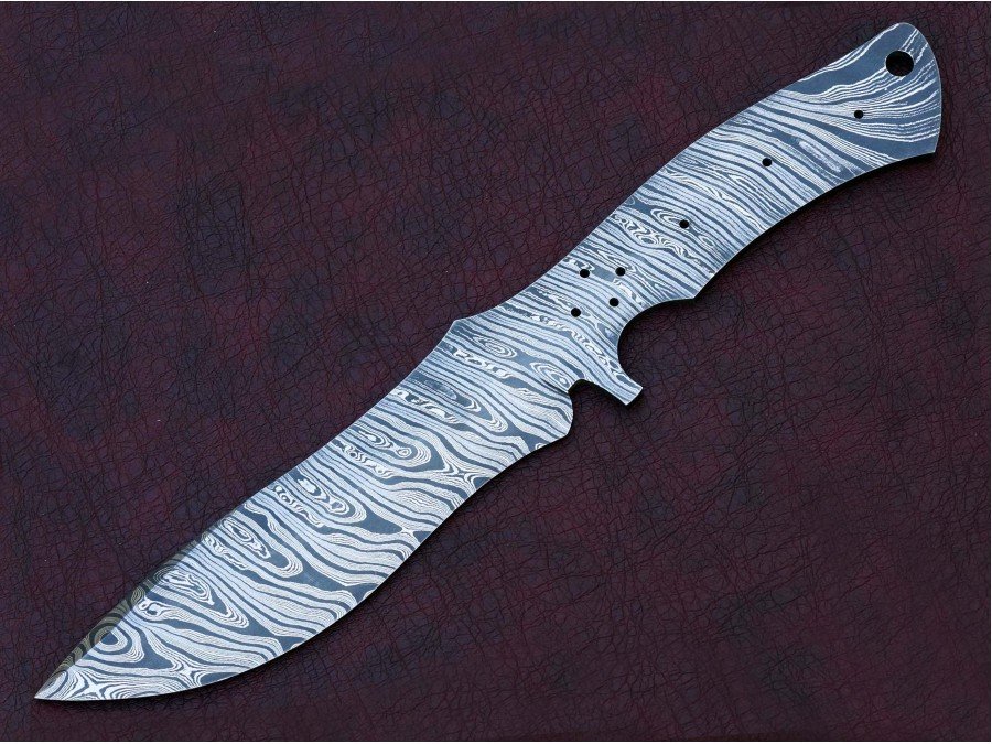 Custom Made Damascus Steel Tactical BOWIE Knife Blade Blank Custom Made Damascus Steel Tactical BOWIE Knife Blade Blank
