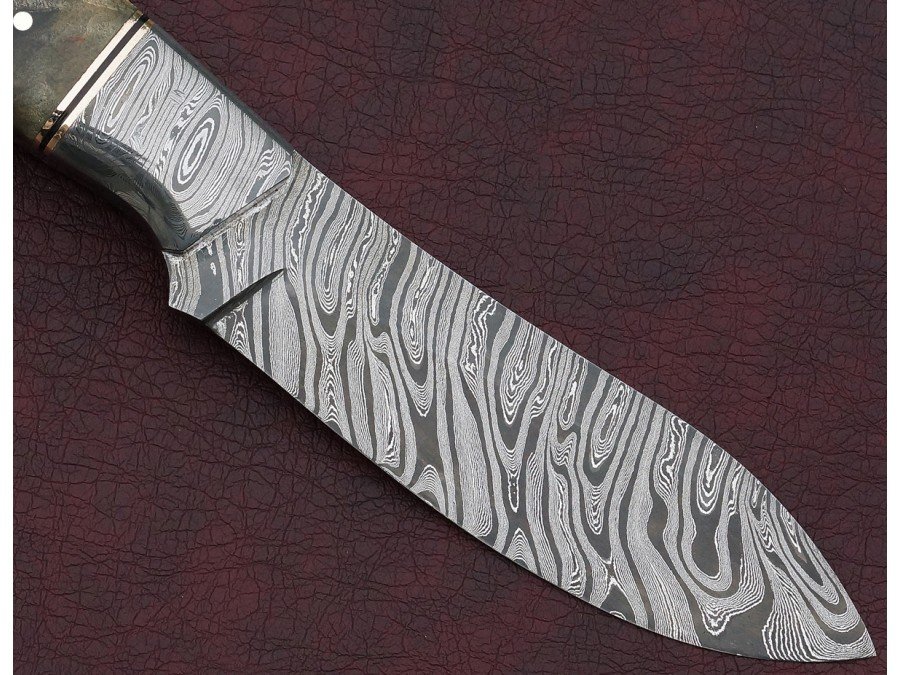 Damascus Hunting Knife Damascus Hunting Knife