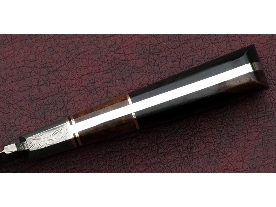 Damascus Hunting Knife Damascus Hunting Knife