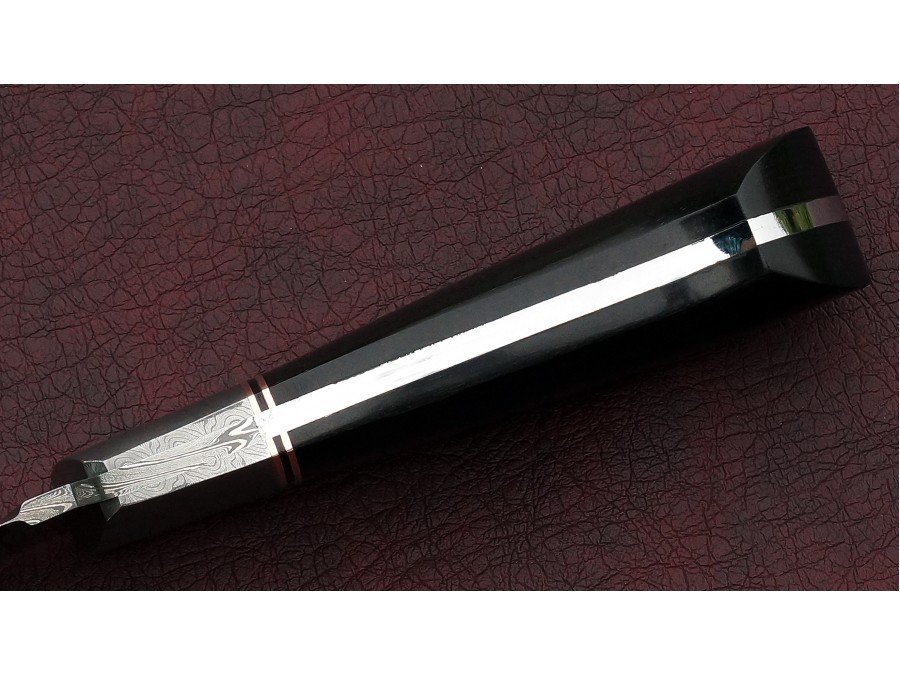 Damascus Hunting Knife Damascus Hunting Knife