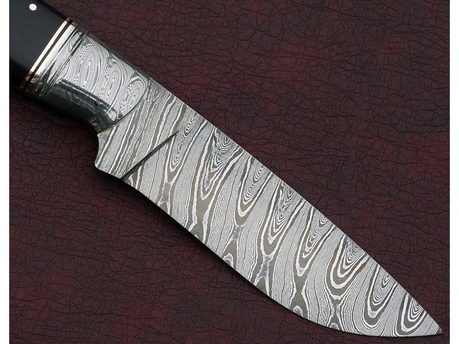 Damascus Hunting Knife Damascus Hunting Knife