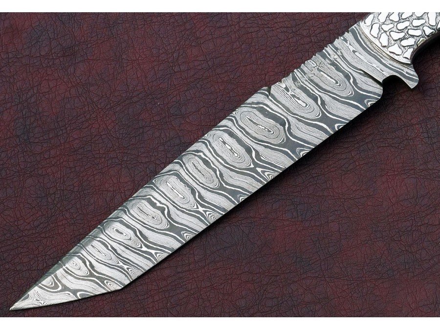 Custom Hand Made Twisted Pattern Damascus Sub Hilt Tactical Knife Custom Hand Made Twisted Pattern Damascus Sub Hilt Tactical Knife