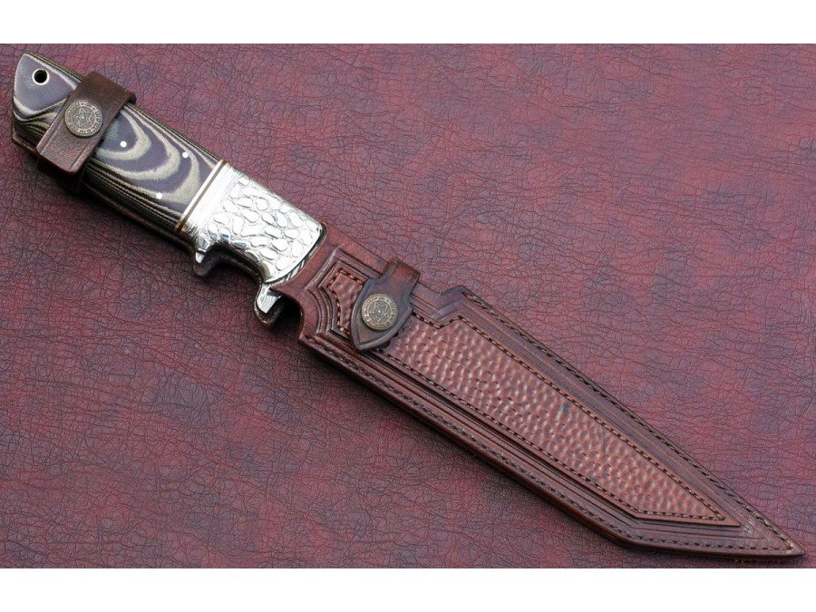 Custom Hand Made Twisted Pattern Damascus Sub Hilt Tactical Knife Custom Hand Made Twisted Pattern Damascus Sub Hilt Tactical Knife